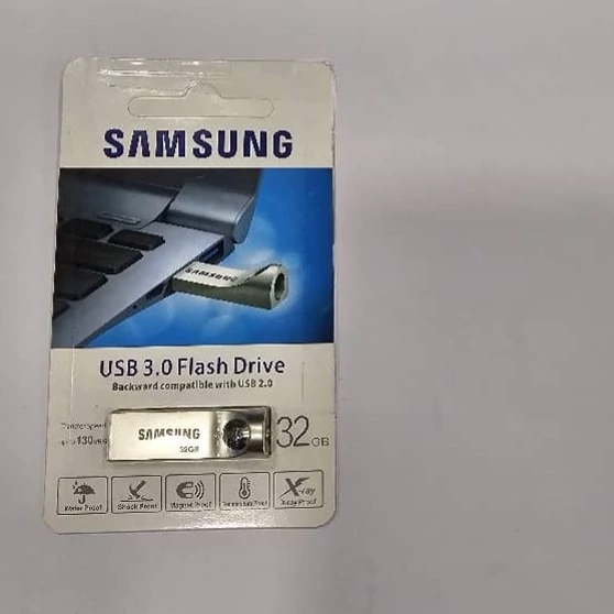 فلش 32 گیگ سامسونگ ویتنام